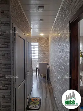 Satılır 4 otaqlı köhnə tikili 115 m²
