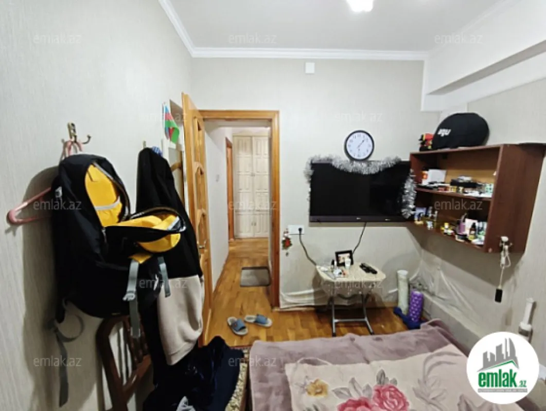 Satılır 2 otaqlı köhnə tikili 50 m²