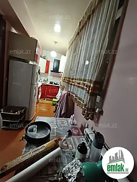 Satılır 2 otaqlı köhnə tikili 50 m²
