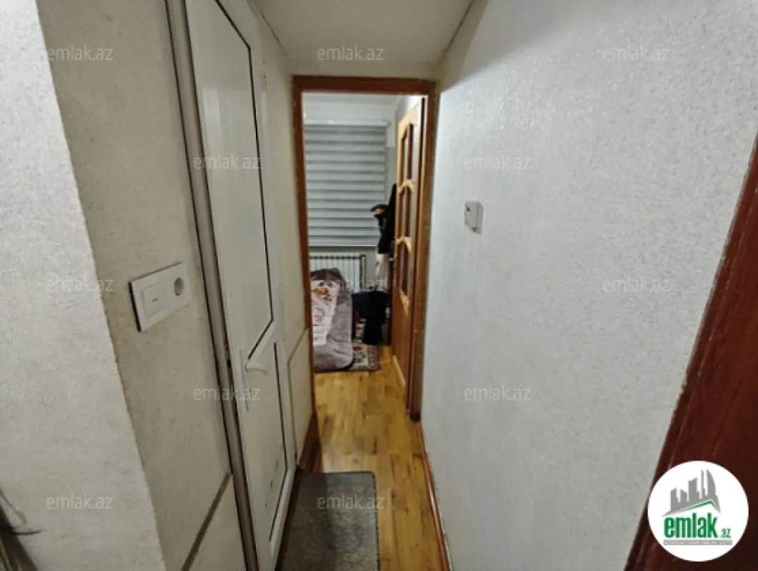 Satılır 2 otaqlı köhnə tikili 50 m²