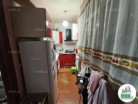 Satılır 2 otaqlı köhnə tikili 50 m²