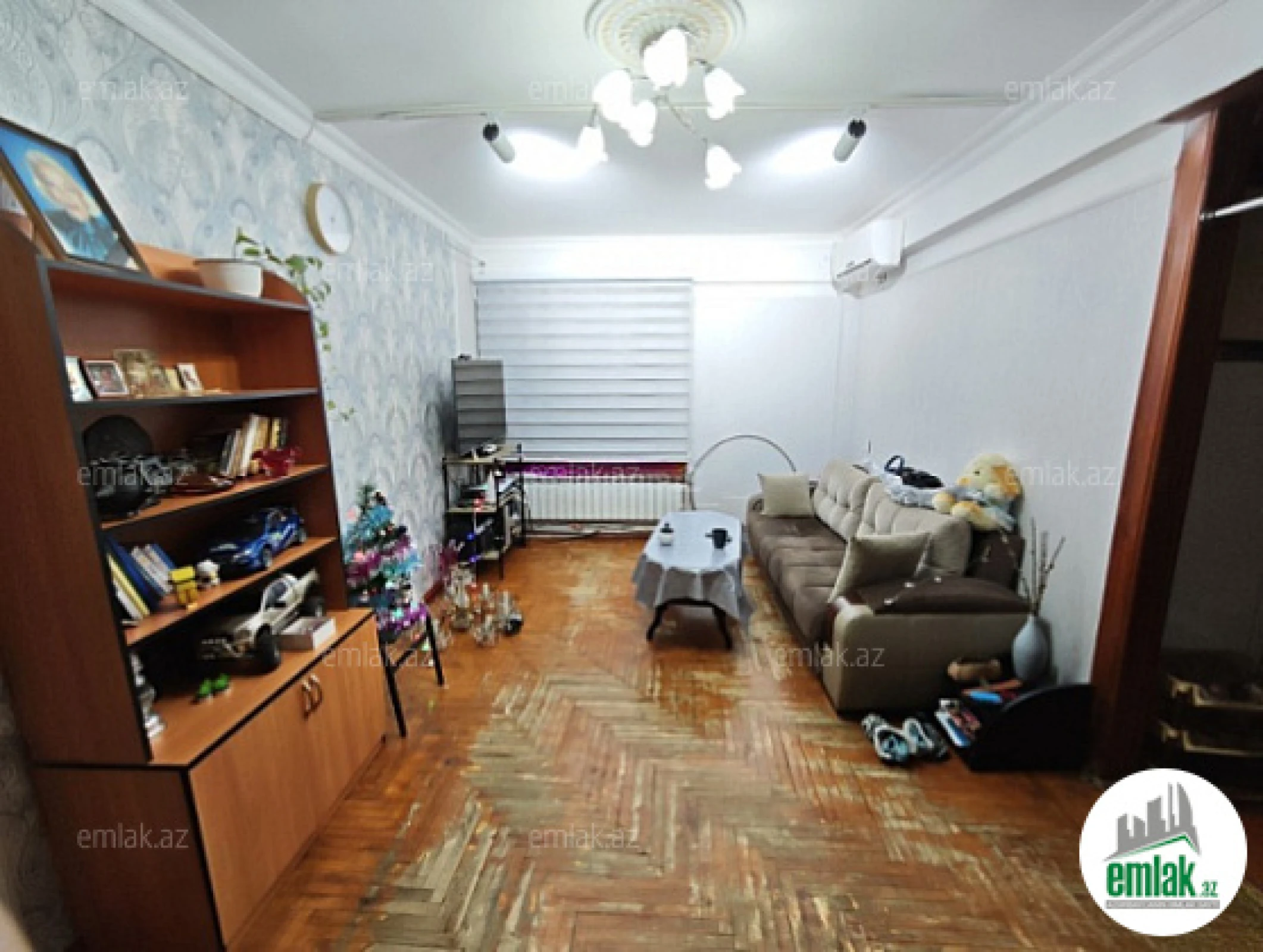 Satılır 2 otaqlı köhnə tikili 50 m²