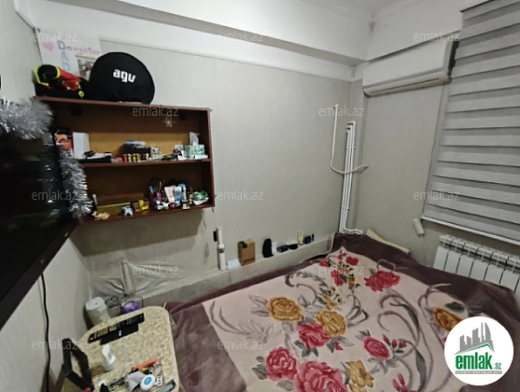 Satılır 2 otaqlı köhnə tikili 50 m²