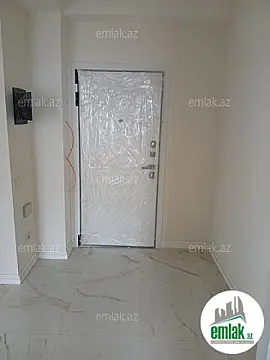 Satılır 3 otaqlı yeni tikili 82 m²