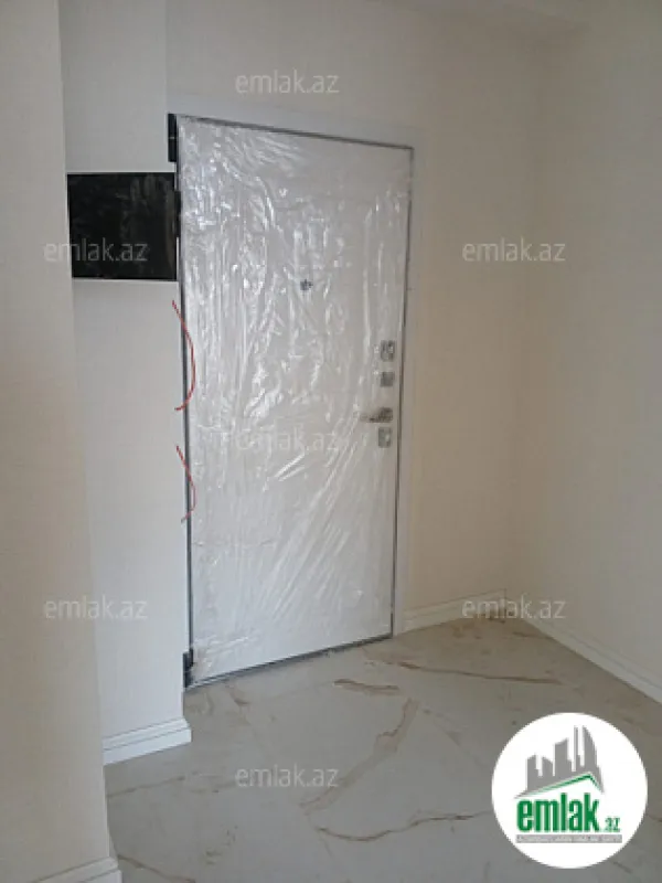 Satılır 3 otaqlı yeni tikili 82 m²