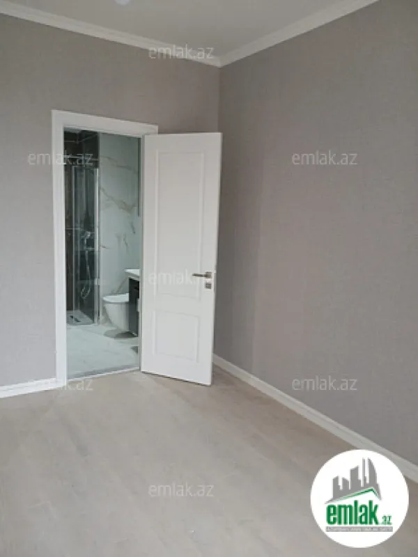 Satılır 3 otaqlı yeni tikili 82 m²