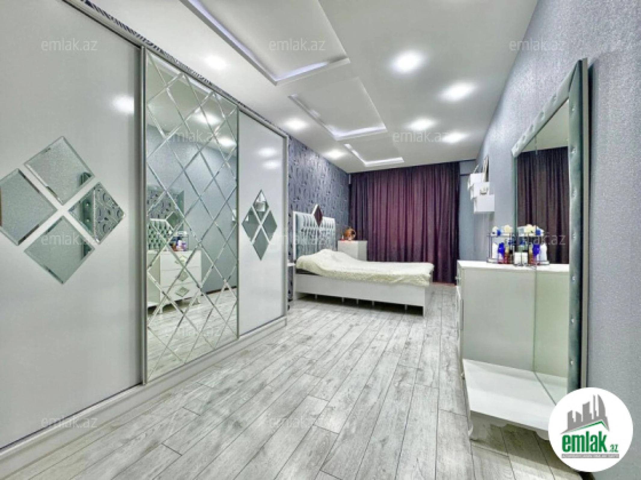 Satılır 3 otaqlı yeni tikili 133 m²