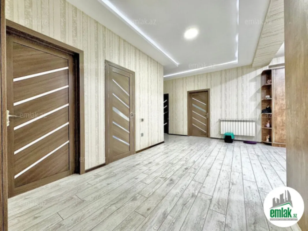 Satılır 3 otaqlı yeni tikili 133 m²