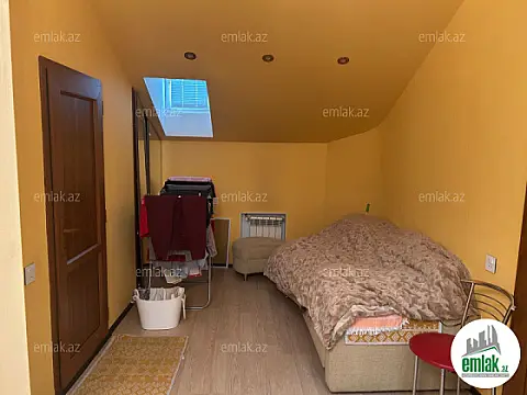 Satılır 2 otaqlı köhnə tikili 60 m²
