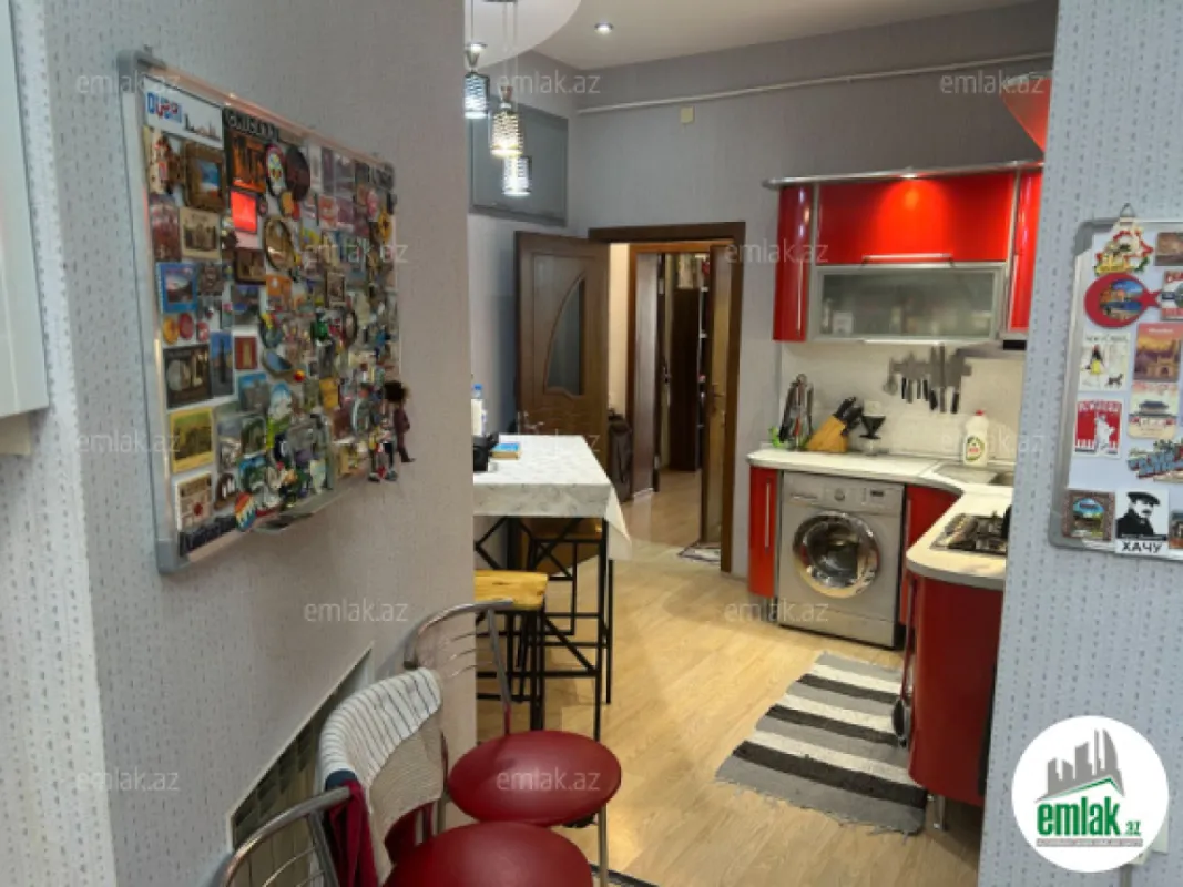 Satılır 2 otaqlı köhnə tikili 60 m²