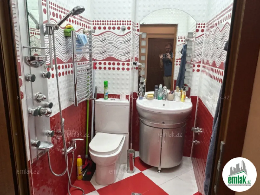 Satılır 2 otaqlı köhnə tikili 60 m²