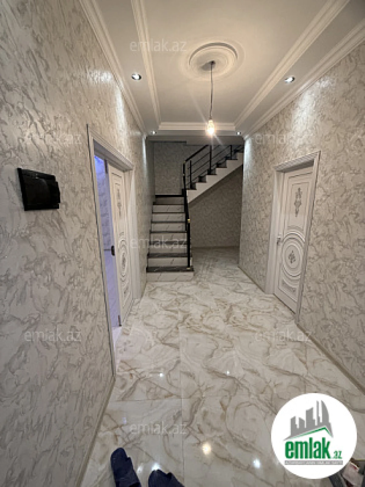 Satılır 4 otaqlı həyət evi 150 m²