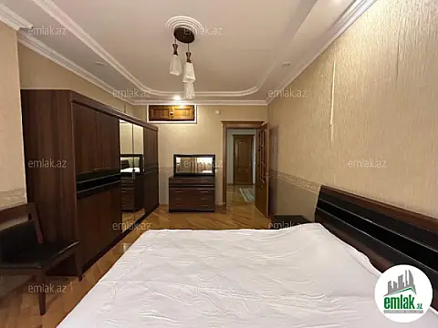 Satılır 3 otaqlı yeni tikili 145 m²