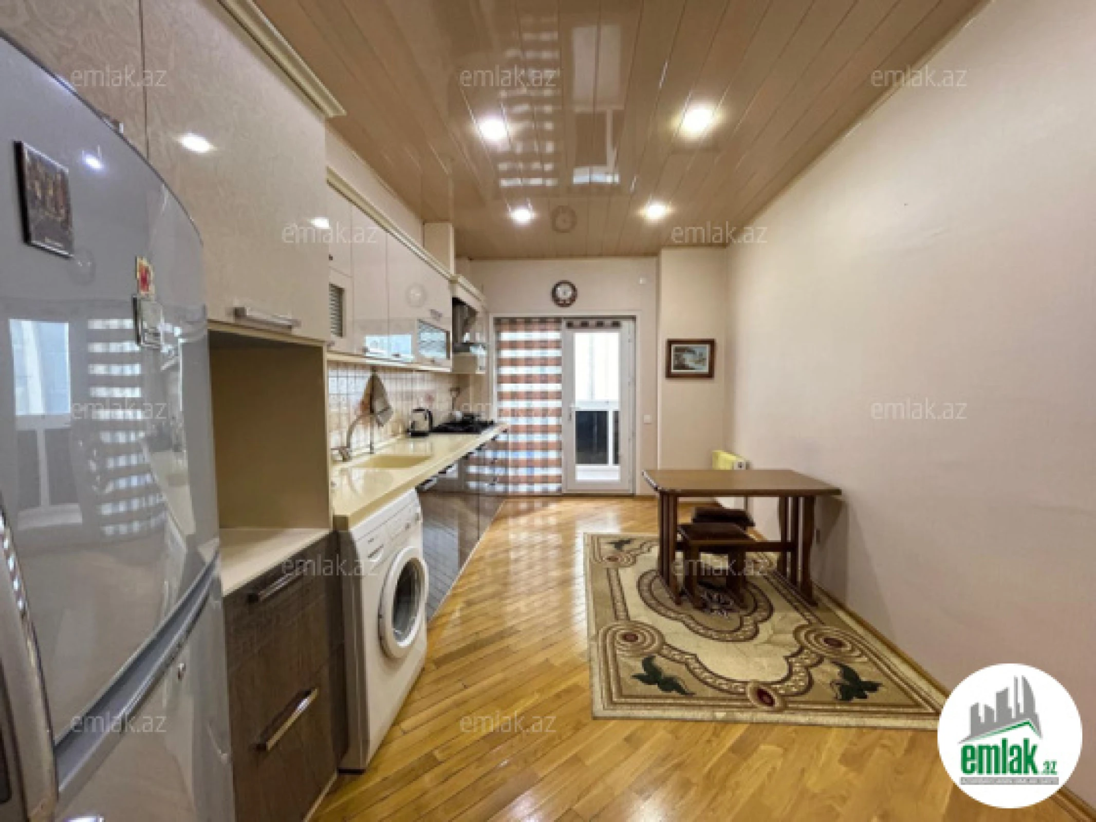 Satılır 3 otaqlı yeni tikili 145 m²