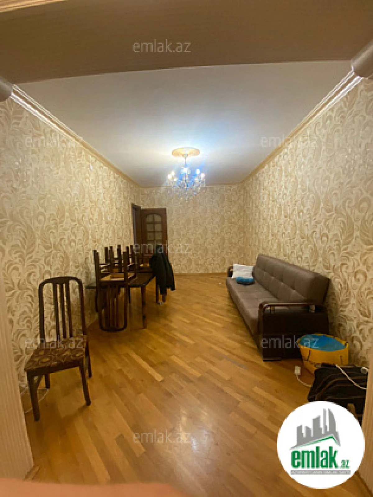Satılır 3 otaqlı köhnə tikili 90 m²