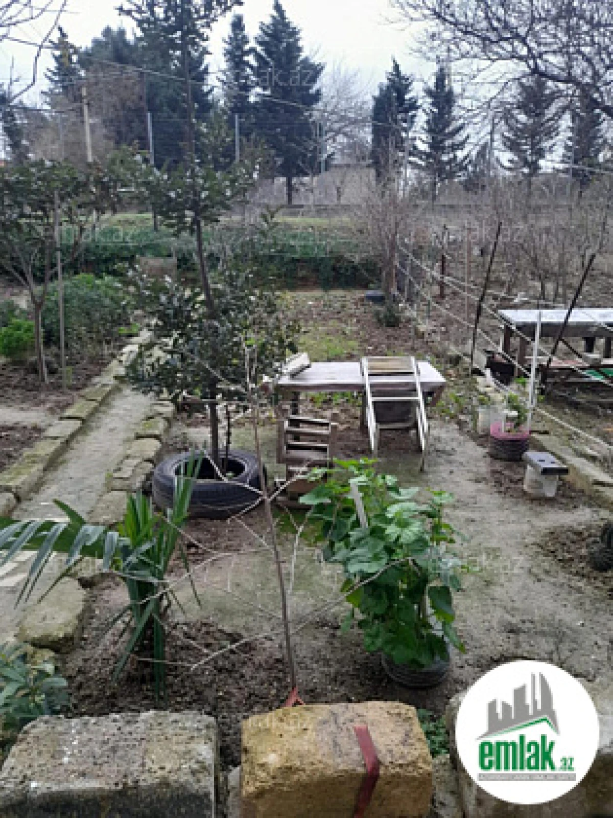 Satılır 2 otaqlı köhnə tikili 51 m²