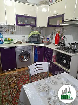 Satılır 2 otaqlı köhnə tikili 51 m²