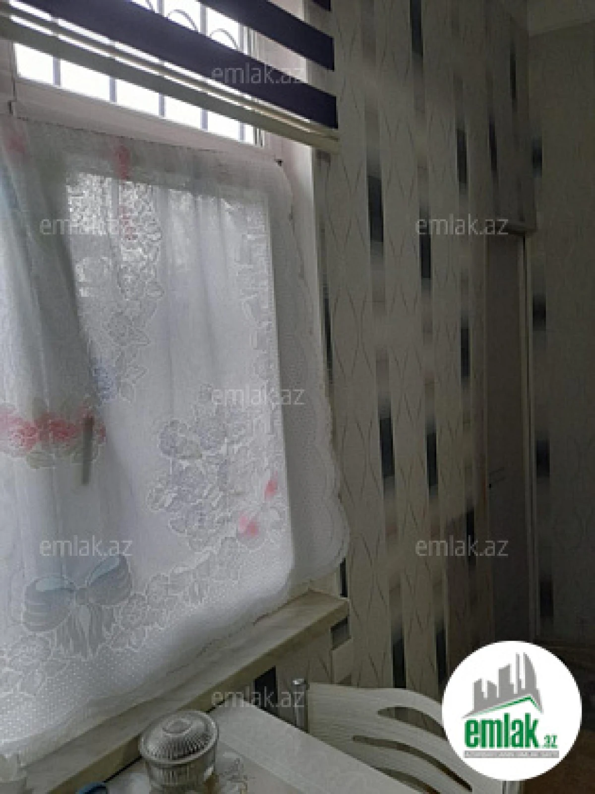 Satılır 2 otaqlı köhnə tikili 51 m²