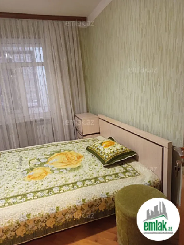 Satılır 2 otaqlı köhnə tikili 60 m²