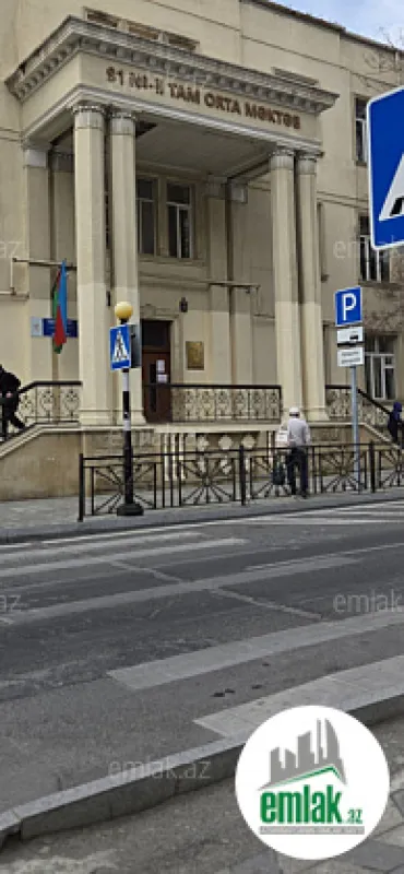 Satılır 1 otaqlı köhnə tikili 34 m²