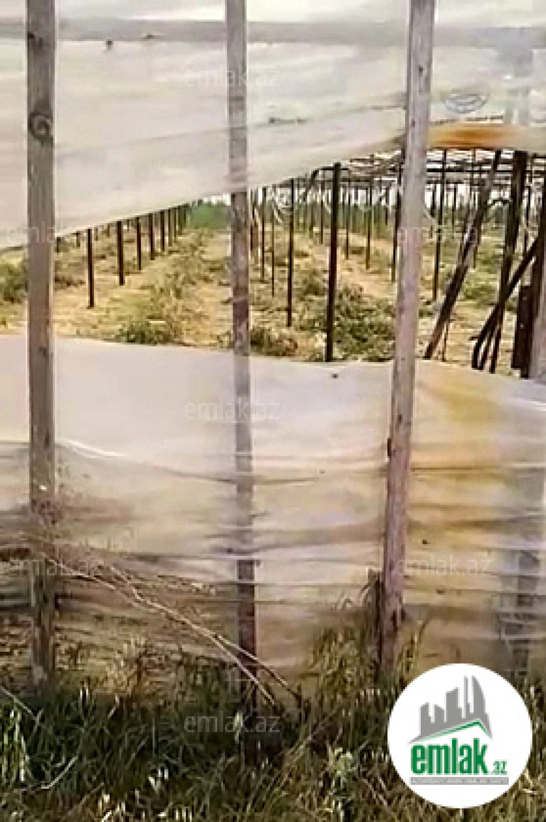 Satılır torpaq sahəsi 700 m²