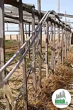 Satılır torpaq sahəsi 700 m²