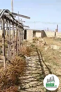 Satılır torpaq sahəsi 700 m²