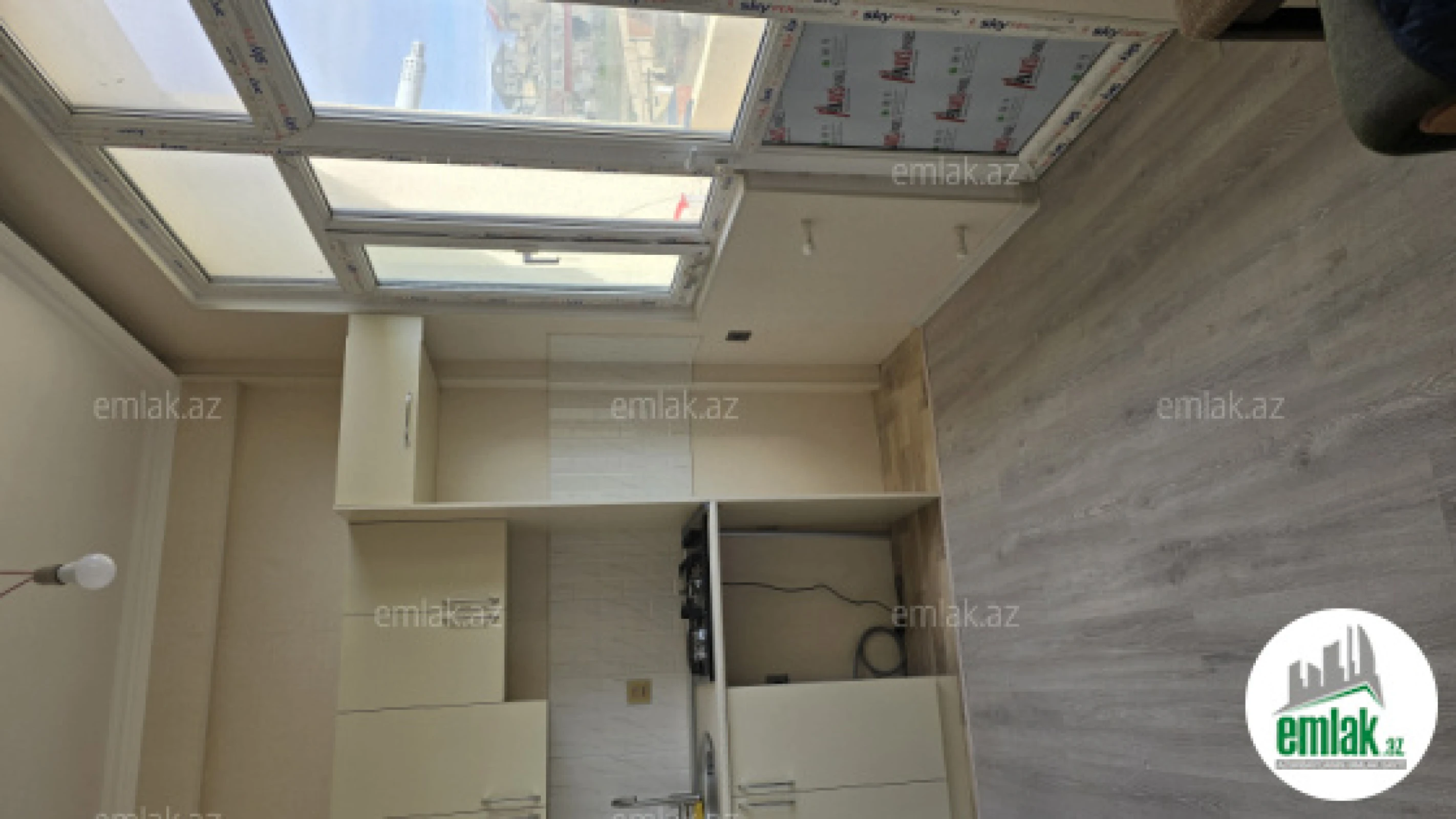 Satılır 2 otaqlı yeni tikili 40 m²