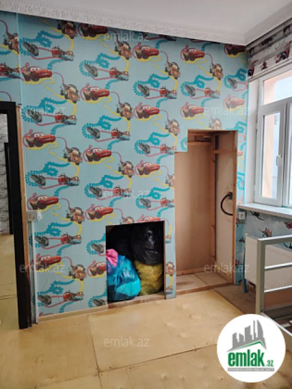 Satılır 3 otaqlı həyət evi 200 m²