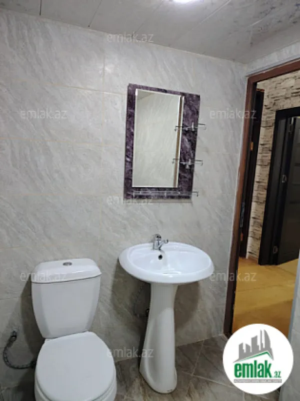 Satılır 3 otaqlı həyət evi 200 m²