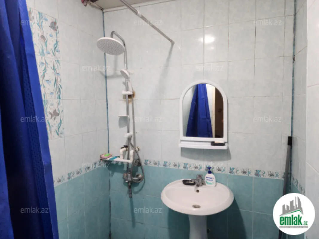 Satılır 3 otaqlı köhnə tikili 67 m²