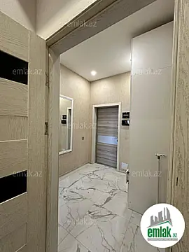 Satılır 3 otaqlı yeni tikili 65 m²