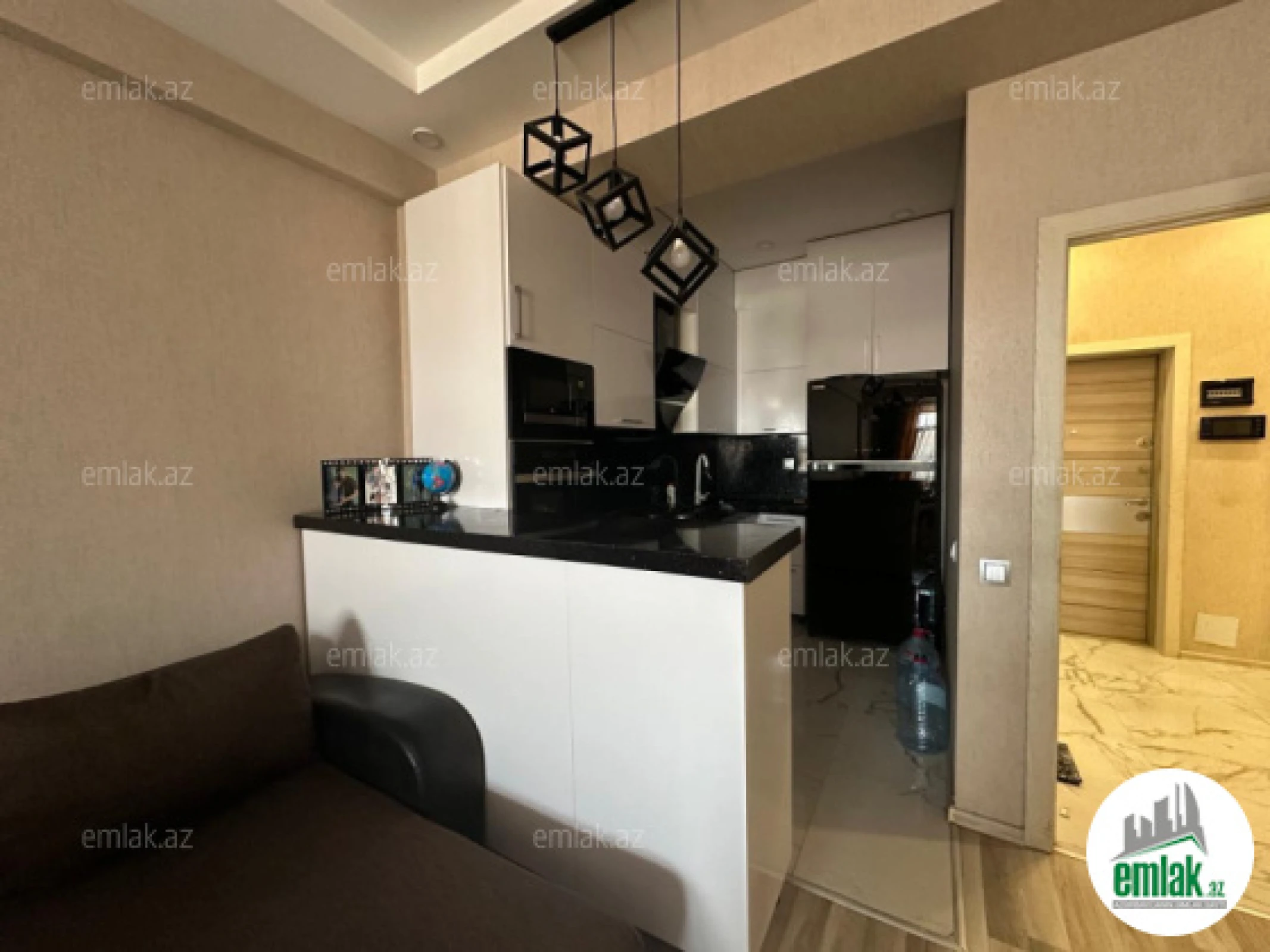 Satılır 3 otaqlı yeni tikili 65 m²