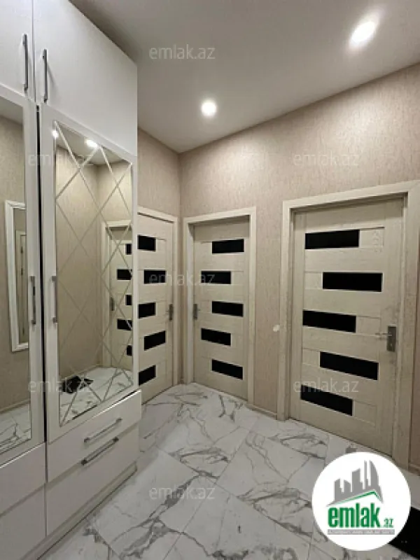 Satılır 3 otaqlı yeni tikili 65 m²