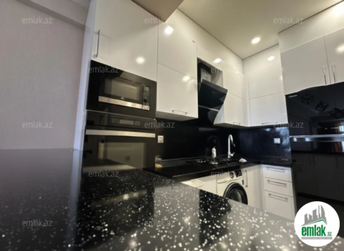 Satılır 3 otaqlı yeni tikili 65 m²