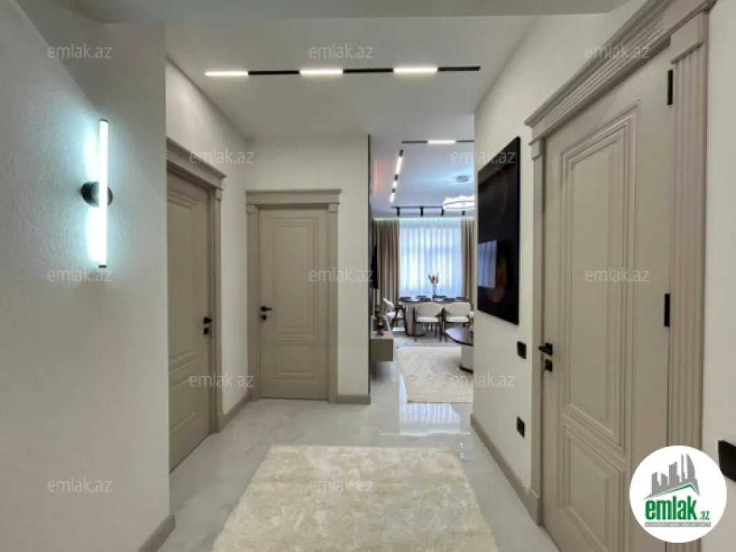 Satılır 3 otaqlı yeni tikili 93 m²