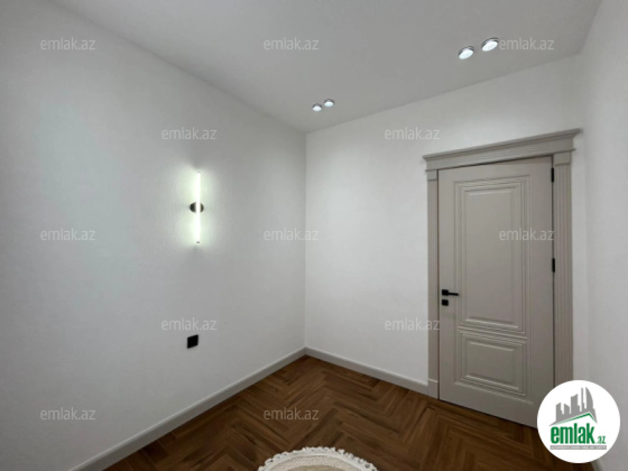 Satılır 3 otaqlı yeni tikili 93 m²