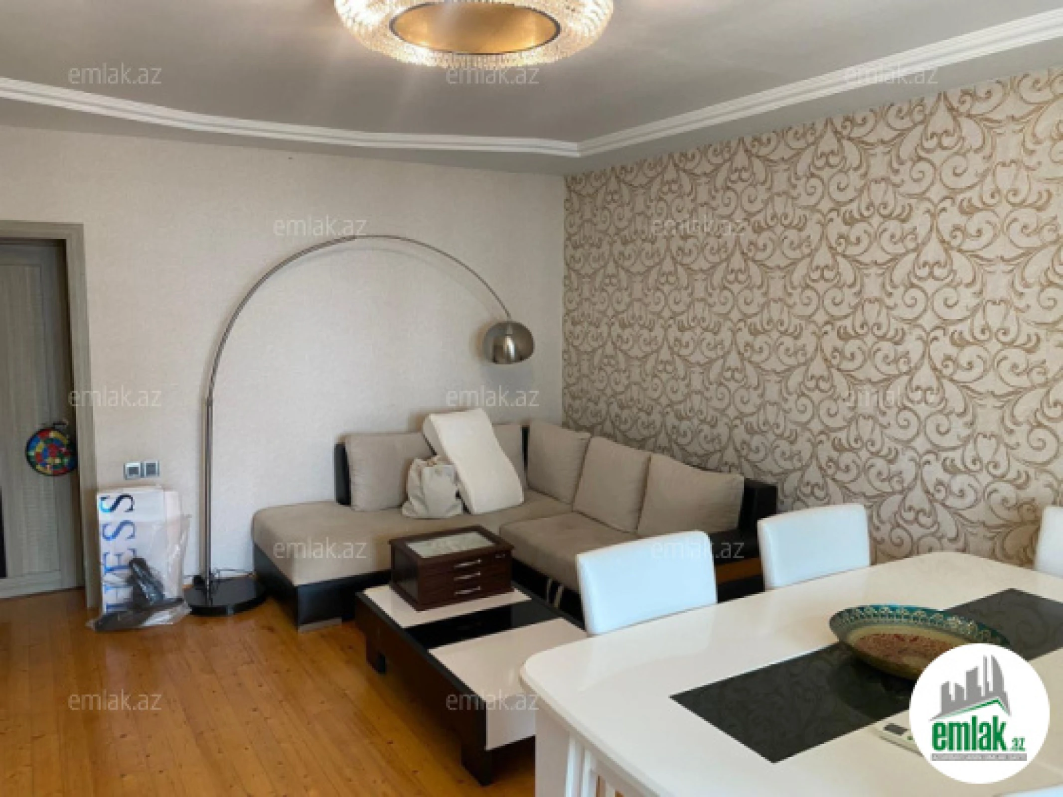 Satılır 3 otaqlı köhnə tikili 92 m²