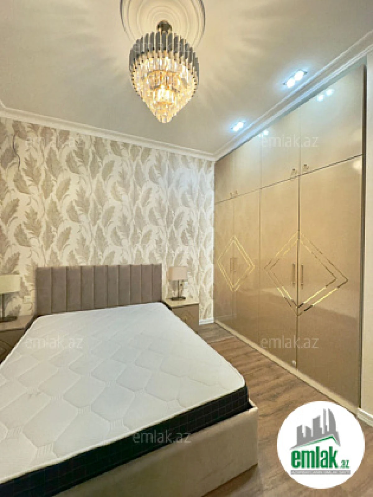 Satılır 2 otaqlı yeni tikili 66.2 m²