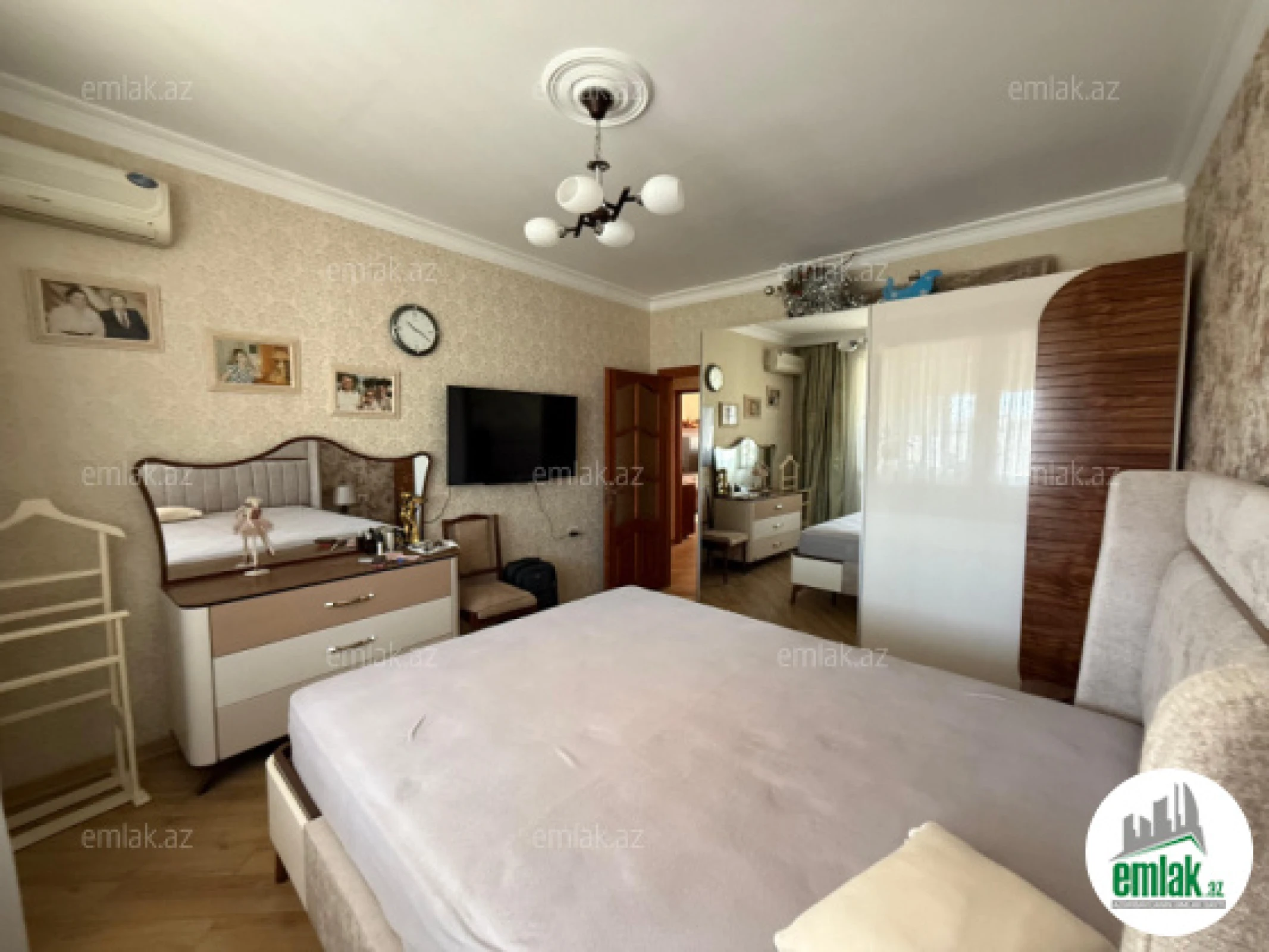 Satılır 2 otaqlı köhnə tikili 70 m²
