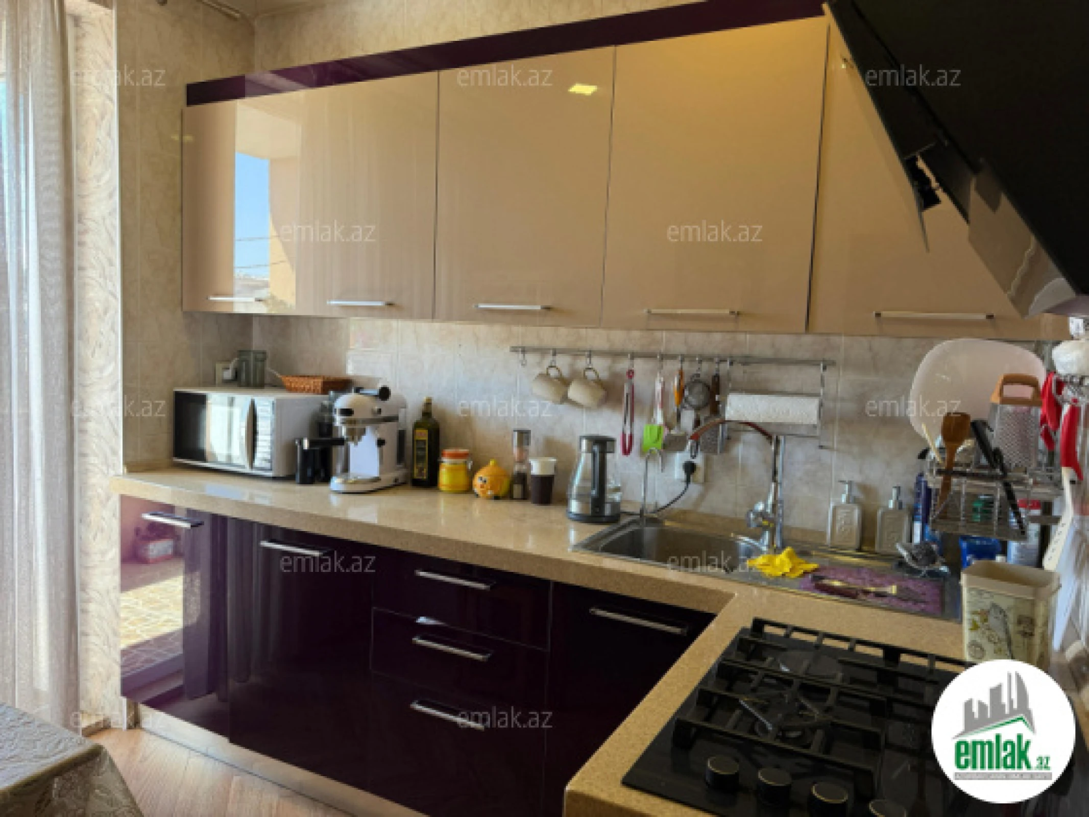 Satılır 2 otaqlı köhnə tikili 70 m²