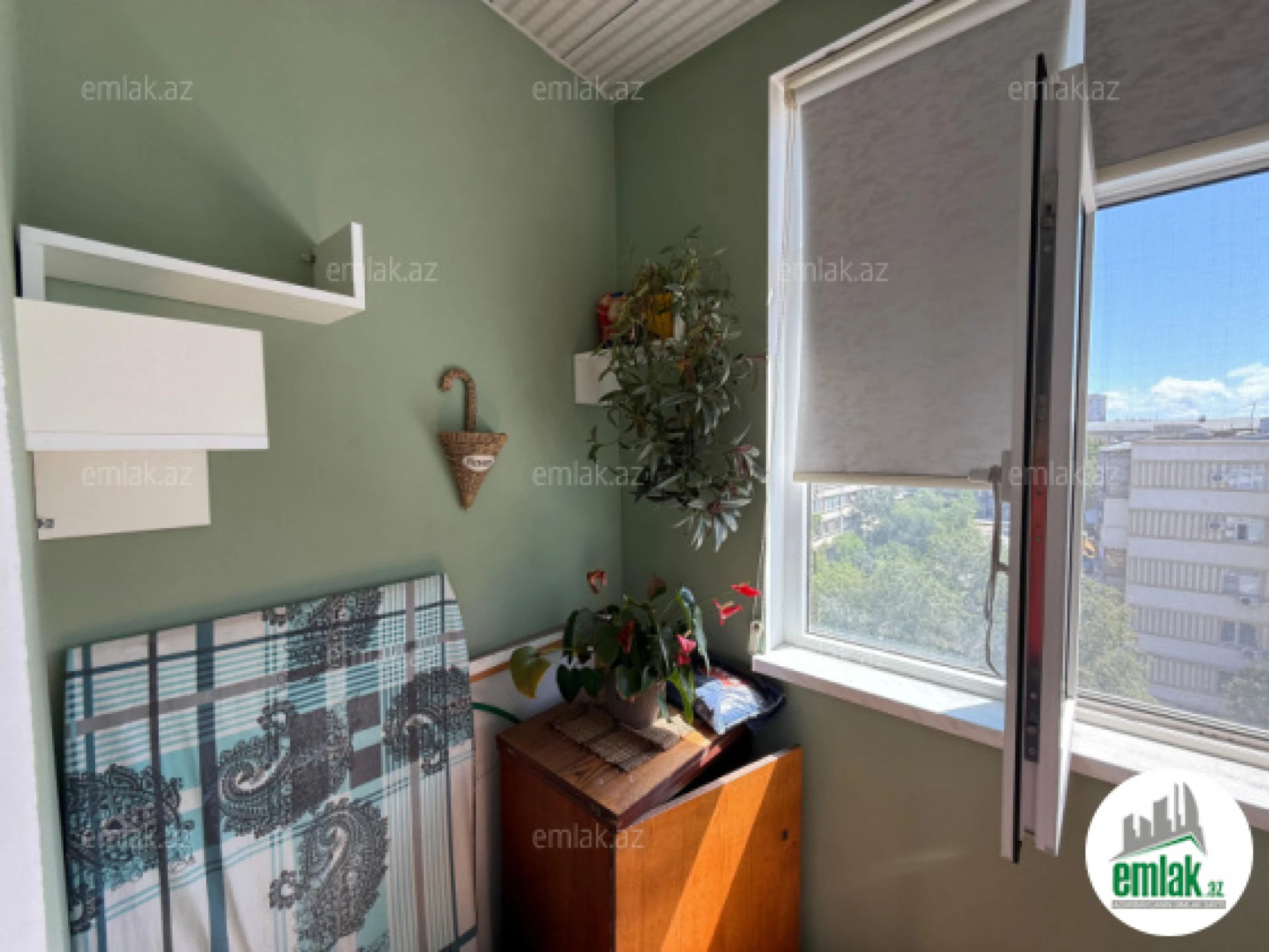 Satılır 2 otaqlı köhnə tikili 70 m²