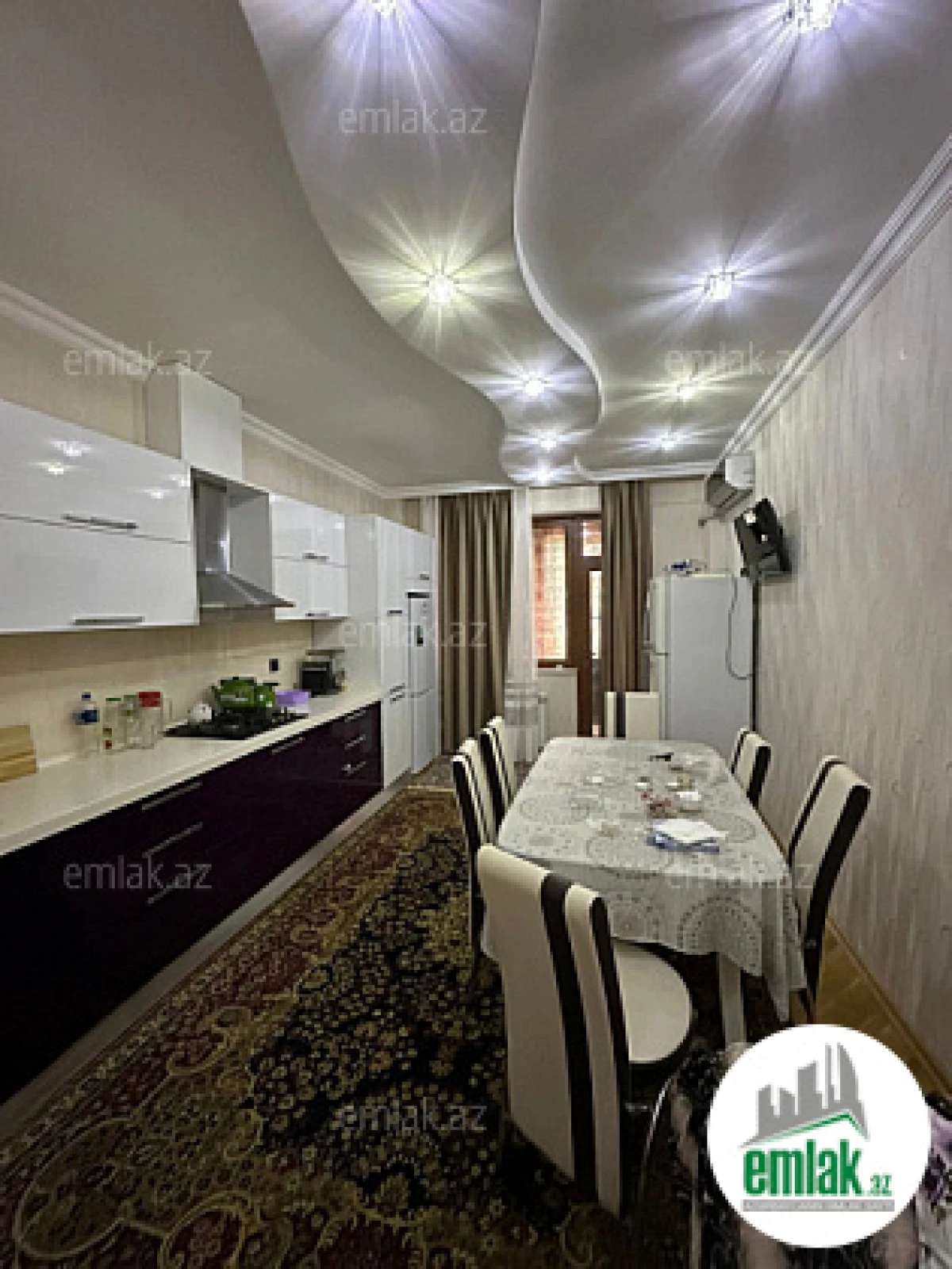 Satılır 4 otaqlı yeni tikili 163 m²