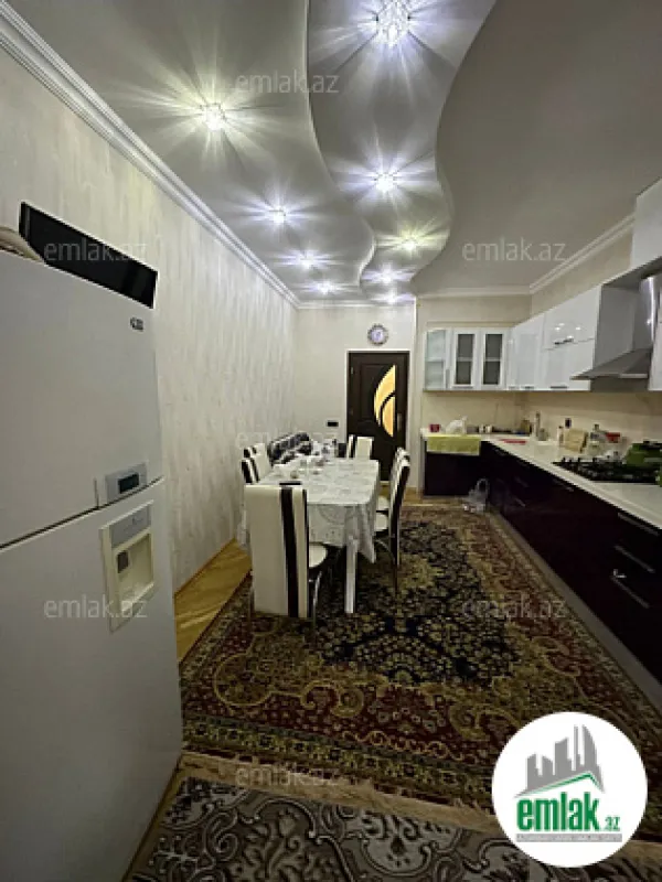 Satılır 4 otaqlı yeni tikili 163 m²