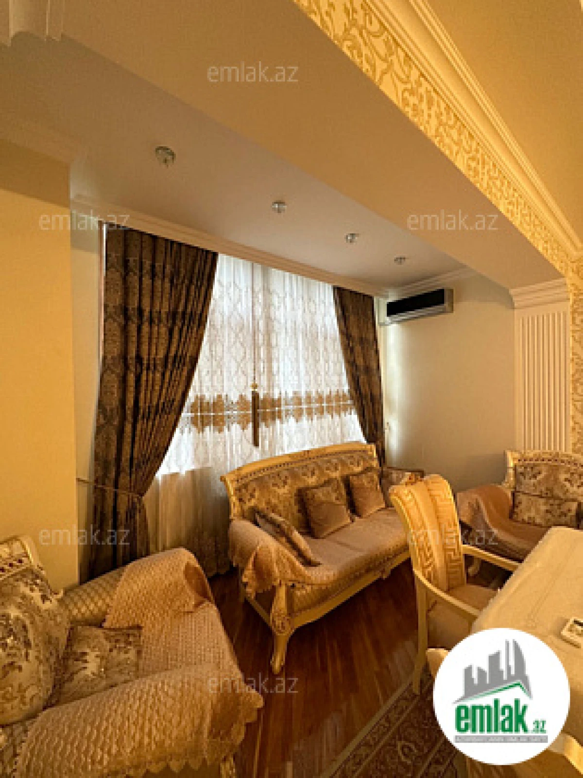 Satılır 4 otaqlı yeni tikili 163 m²