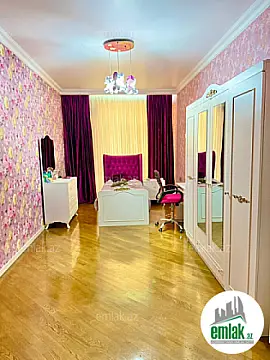 Satılır 5 otaqlı yeni tikili 230 m²