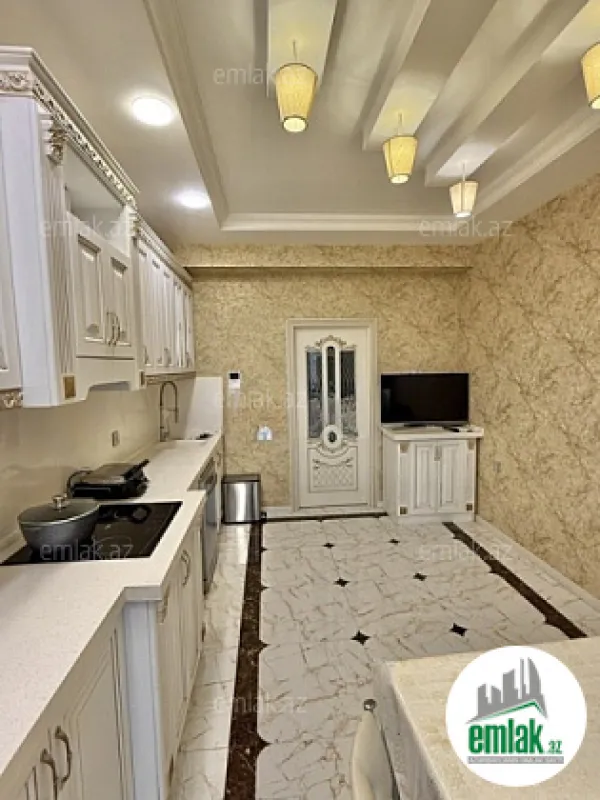 Satılır 5 otaqlı yeni tikili 230 m²