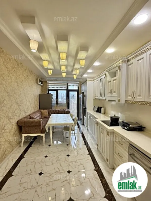 Satılır 5 otaqlı yeni tikili 230 m²