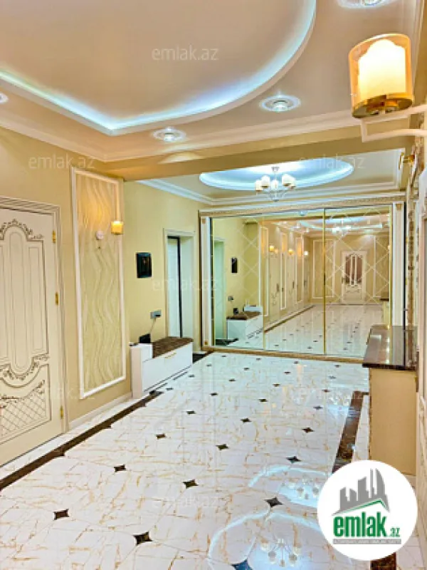 Satılır 5 otaqlı yeni tikili 230 m²