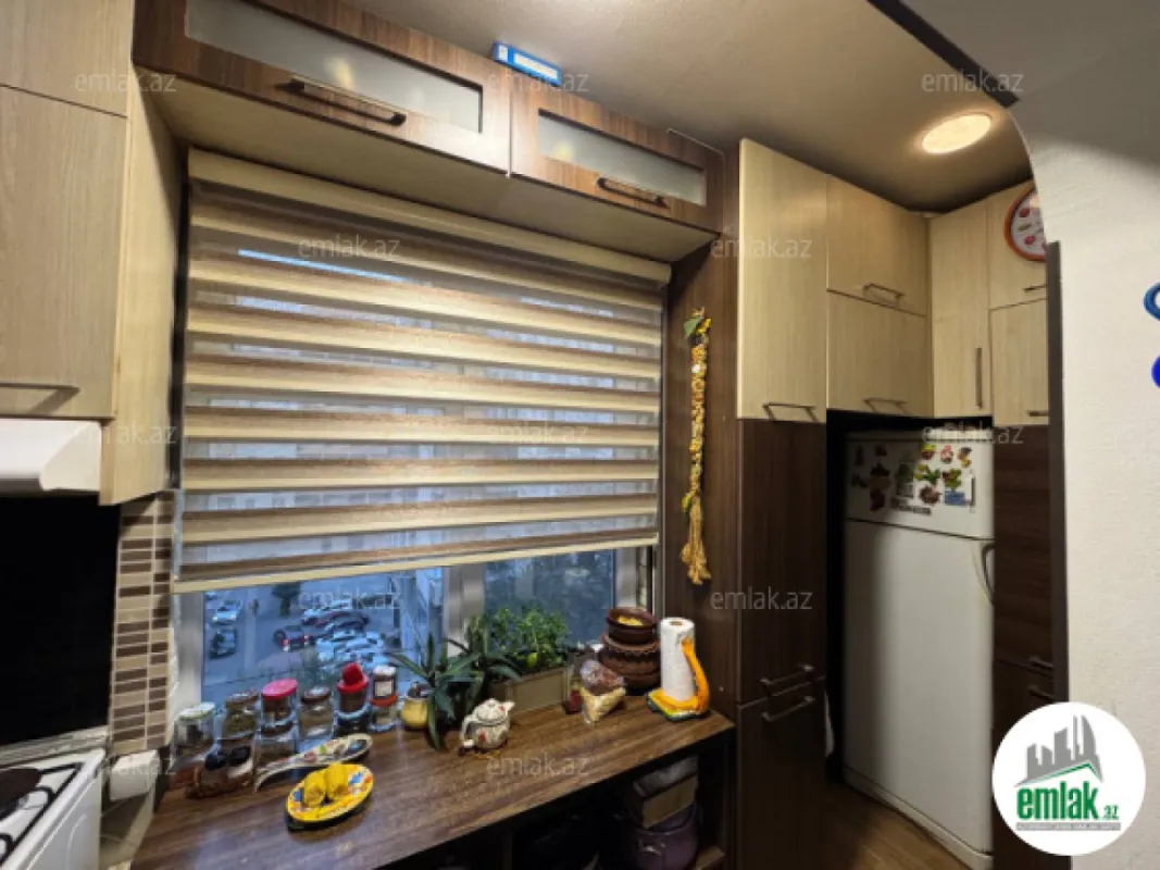 Satılır 3 otaqlı köhnə tikili 55 m²